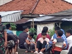 Babinsa Koramil 1605/Sukagumiwang Bersama Polri Amankan Sholat Idul Adha di Masjid Al Fallah