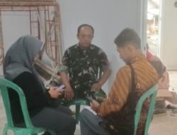 Babinsa Koramil 1611/Losarang Pererat Kemanunggalan TNI dengan Rakyat Melalui Komsos