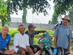 Babinsa Koramil 1601/Indramayu Komsos Bersama Petani di Desa Balongan, Dukung Ketahanan Pangan