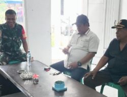 Babinsa Koramil 1608/Karangampel Perkuat Sinergitas dengan Pemdes, Ajak Warga Jaga Kerukunan dan Kebersihan