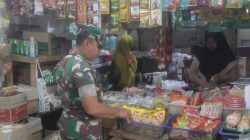 Anggota Koramil 1605 Sukagumiwang Monitoring Harga Bahan Pokok, Pastikan Ketersediaan dan Stabilitas Harga di Wilayah Binaan