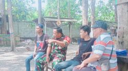 Koramil 1608/Karangampel Komsos Bersama Warga Desa Dukuh Jeruk, Dorong Kamtibmas Tetap Kondusif