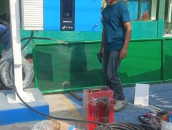 Pemasangan Mesin EV Charging Mobil Listrik VinFast Dipantau Babinsa Koramil 1603/Lohbener