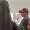 859 KPM Desa Dukuh Tengah Terima Bantuan Pangan Beras, Babinsa Pastikan Penyaluran Berjalan Tertib