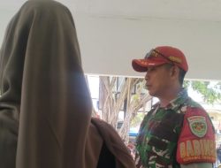 859 KPM Desa Dukuh Tengah Terima Bantuan Pangan Beras, Babinsa Pastikan Penyaluran Berjalan Tertib