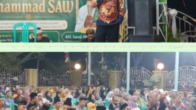 Di Tengah Khidmat Maulid Nabi, Kades Sambimaya H Turyadi Buka Kabar Besar untuk Pendidikan Warga