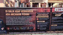 Bukan Sekadar Spanduk, Polsek Juntinyuat Ajak Warga Indramayu Cegah Kebakaran dan Lindungi Lingkungan