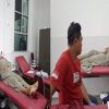 Polwan Ditpolairud Polda Sulut Donorkan Darah untuk Bantu Istri Jurnalis di Bitung