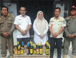 Miras Ilegal Disikat! Camat Juntinyuat dan Satpol PP Turun ke Lapangan, Sejumlah Barang Bukti Diamankan