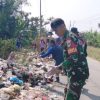 Karya Bakti TNI dan Warga Bersihkan Sampah serta Irigasi di Desa Kaplongan, Wujud Nyata Kepedulian Lingkungan