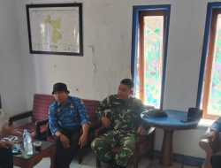 Komsos Bersama Pemdes Kedokanbunder, Babinsa Ajak Warga Perkuat Keamanan dan Kepedulian Sosial