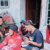 Komsos Bersama Warga Desa Dukuh Jeruk, Babinsa Ajak Warga Jaga Keamanan dan Kondusivitas