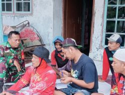 Komsos Bersama Warga Desa Dukuh Jeruk, Babinsa Ajak Warga Jaga Keamanan dan Kondusivitas