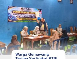 Warga Gemawang Terima Sertipikat PTSL Kepastian Hak Nyata