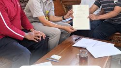 Kantah Kab. Temanggung Serahkan Sertipikat PTSL Door to Door di Giripurno
