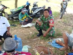Komsos di Rawadalem, Babinsa Ajak Warga Jaga Kebersihan dan Keamanan Lingkungan