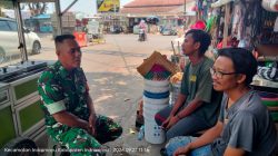 Komsos di Pasar Tradisional, Babinsa Karangmalang Ajak Pedagang Jaga Kamtibmas dan Kebersihan