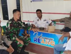 Komsos di Kaplongan, Babinsa Perkuat Kedekatan dengan Warga