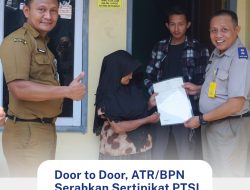 Door to Door, ATR/BPN Serahkan Sertipikat PTSL ke Warga Sidorejo