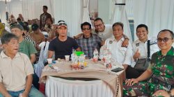 Komsos Bersama Warga Tegalurung, Babinsa Koramil 1601/Indramayu Perkuat Silaturahmi dan Kamtibmas