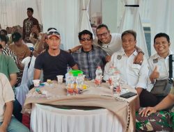 Komsos Bersama Warga Tegalurung, Babinsa Koramil 1601/Indramayu Perkuat Silaturahmi dan Kamtibmas
