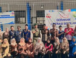 Upacara Bendera di SMPN 1 Karangampel, Babinsa Tekankan Disiplin dan Cinta Tanah Air