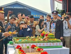 Kapolda Sulut Beri Kejutan HUT ke-81 TNI, Perkuat Soliditas TNI-Polri