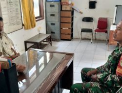 Babinsa Karangmalang Pererat Silaturahmi dengan Pegawai Kelurahan, Ajak Warga Jaga Kamtibmas dan Hindari Judol