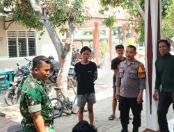Perkuat Keamanan Lingkungan,Anggota Koramil Indramayu Ajak Pemuda Balongan Jauhi Narkoba dan Tawuran