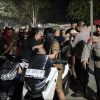 Kapolres Boltim Turun Langsung Atur Antrean dan Bagikan Air Minum di SPBU Tutuyan