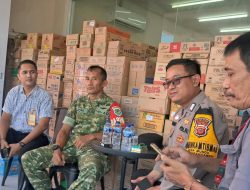 Perkuat Sinergitas TNI-Polri dan Masyarakat, Babinsa Bersama Bhabinkamtibmas Gelar Komsos di Wilayah Mundu
