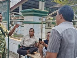 Pererat Sinergi TNI dan Masyarakat, Babinsa Koramil 1605 Sukagumiwang Gelar Komsos di Larangan Jambe