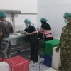 Anggota Koramil Indramayu Monitoring SPPG di Desa Rawadalem, Kegiatan Berlangsung Aman dan Tertib