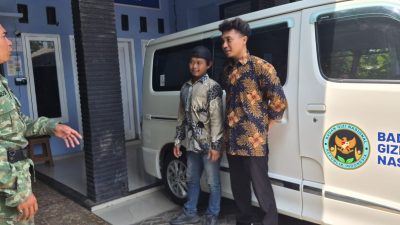 Pererat Kedekatan dengan Warga,Anggota Koramil Indramayu Gelar Komsos di Desa Tegalurung